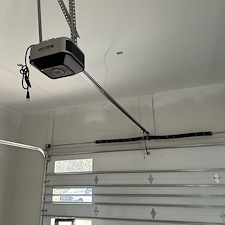 Chain-Drive-VS-Wall-MountJackshaft-Garage-Door-Openers 4