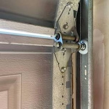 Expert-Garage-Door-Roller-Replacement-in-Crestview 6